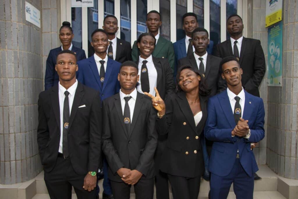 les étudiants de GOLDEN ACADEMY, université privée au Bénin